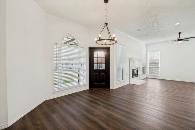 1420 Dudley Drive, Carrollton, TX 75007