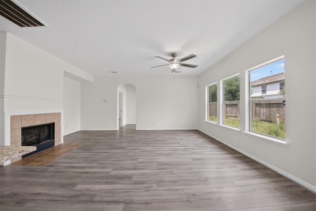 1318 Hawks Nest Drive, Houston, TX 77067