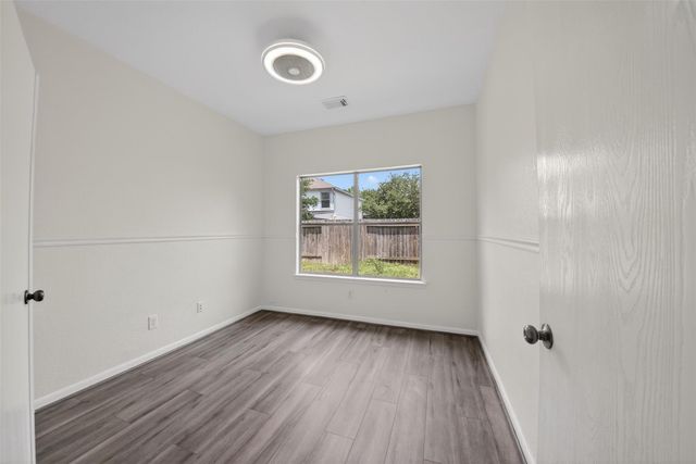 1318 Hawks Nest Drive, Houston, TX 77067