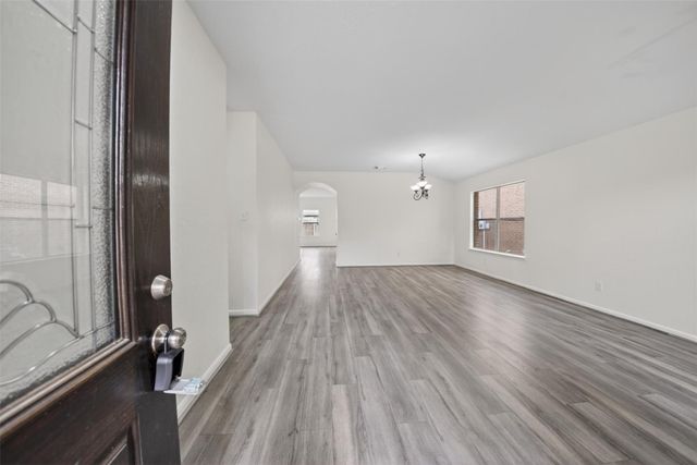 1318 Hawks Nest Drive, Houston, TX 77067