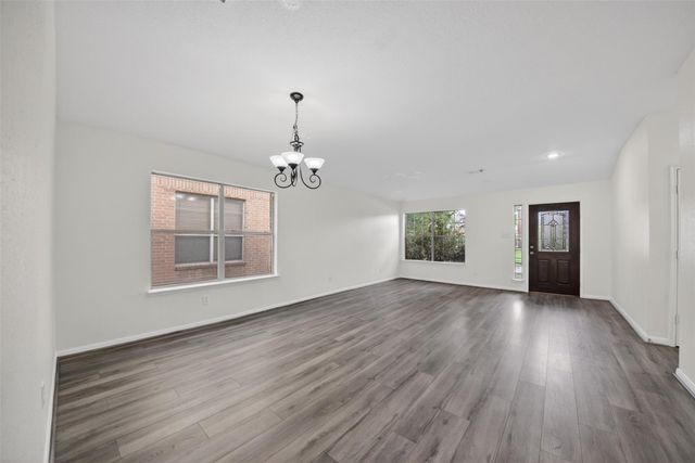 1318 Hawks Nest Drive, Houston, TX 77067