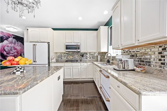 2297 Deerpath Road, Bolingbrook, IL 60490