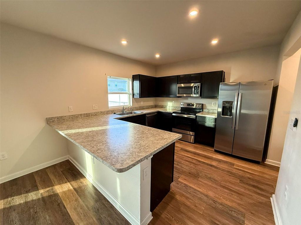 Image 18 of property listing at 1429 FEATHER LANE, Winter Haven, FL 33880