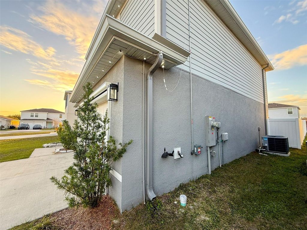 Image 60 of property listing at 1429 FEATHER LANE, Winter Haven, FL 33880