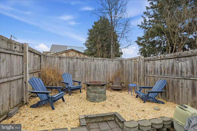 437 CHERRY ST, Columbia, PA 17512