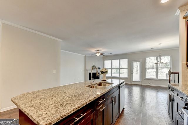 5535 Lightheart Court, Suwanee, GA 30024