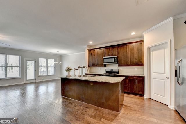 5535 Lightheart Court, Suwanee, GA 30024