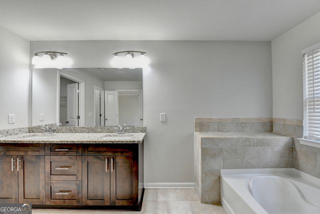 5535 Lightheart Court, Suwanee, GA 30024