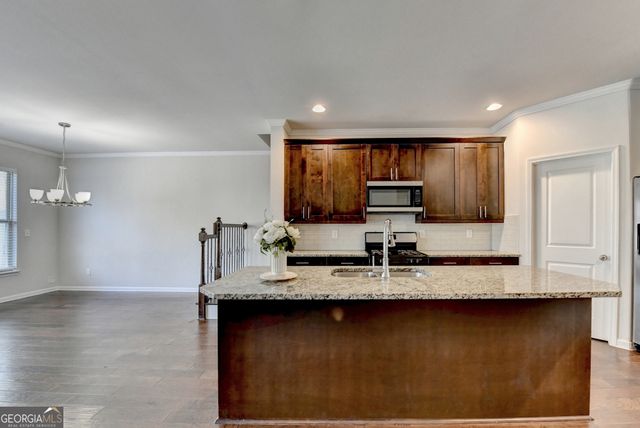 5535 Lightheart Court, Suwanee, GA 30024