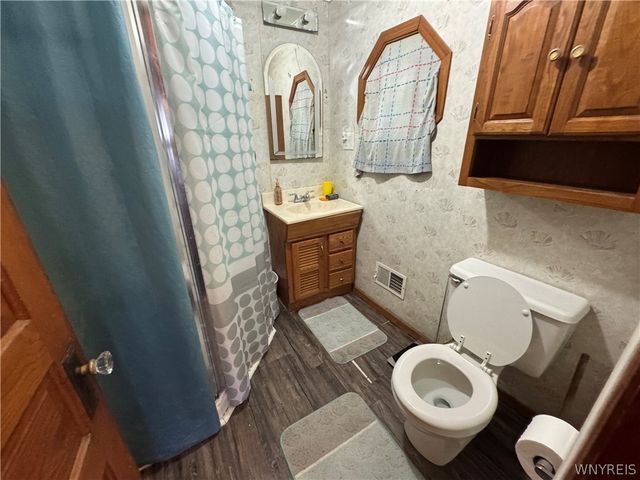 1705 Niagara Street, Niagara Falls, NY 14303