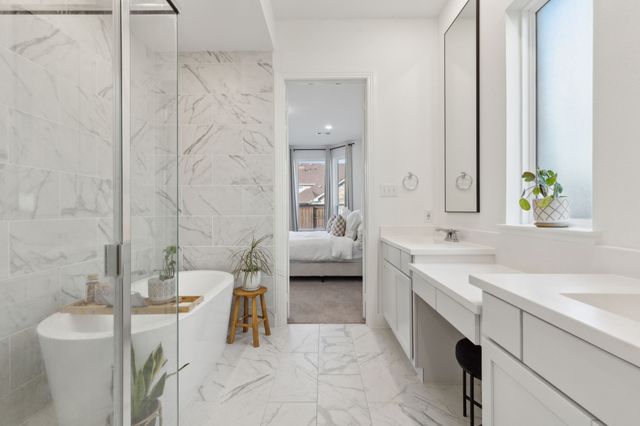 1812 Mcdougall Creek, Van Alstyne, TX 75495