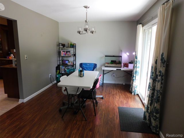 2208 NIAGARA Drive, Troy, MI 48083