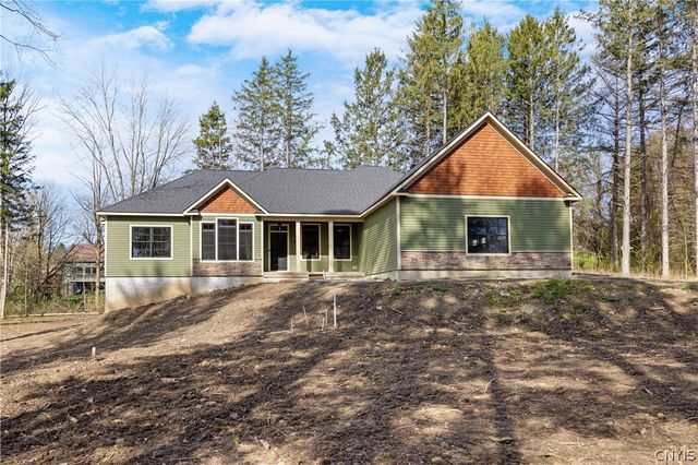 4326 Chickadee Circle, Onondaga, NY 13215