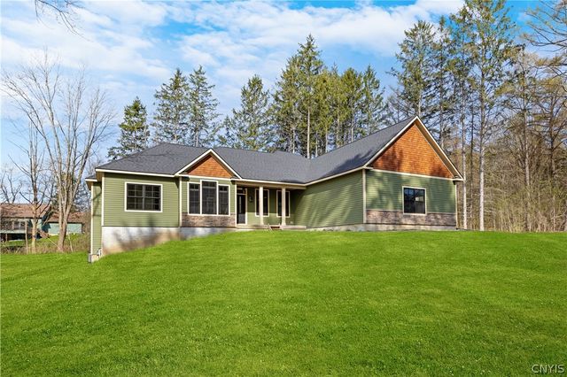 4326 Chickadee Circle, Onondaga, NY 13215
