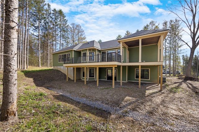 4326 Chickadee Circle, Onondaga, NY 13215