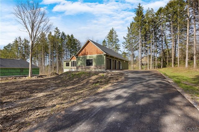 4326 Chickadee Circle, Onondaga, NY 13215