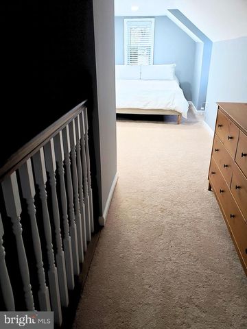 200 MOHICAN DR, Oxon Hill, MD 20745