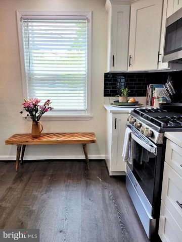 200 MOHICAN DR, Oxon Hill, MD 20745