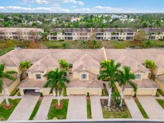 6021 Jonathans Bay CIR 302, Fort Myers, FL 33908