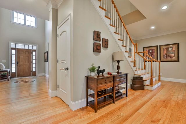 9 Louis Drive, Brookline, NH 03033