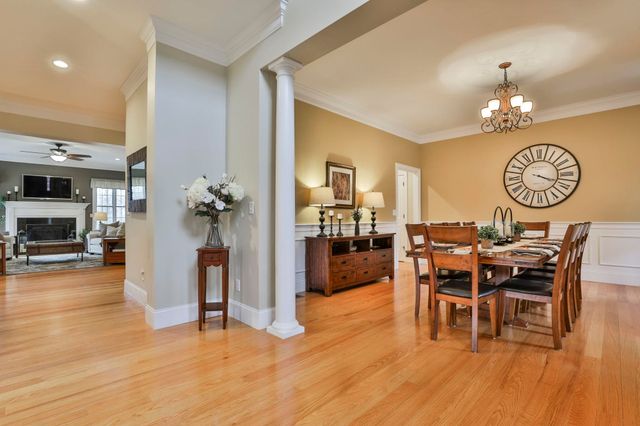 9 Louis Drive, Brookline, NH 03033