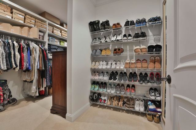 9 Louis Drive, Brookline, NH 03033