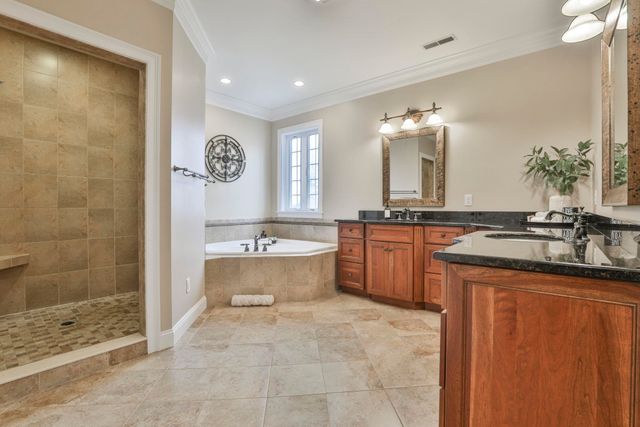 9 Louis Drive, Brookline, NH 03033