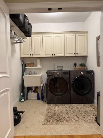 9 Louis Drive, Brookline, NH 03033