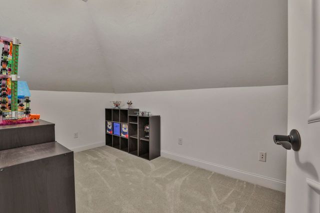 9 Louis Drive, Brookline, NH 03033