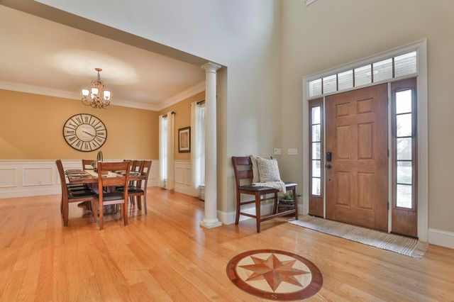 9 Louis Drive, Brookline, NH 03033