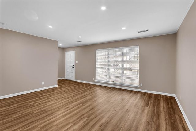 509 Dean Drive, Denison, TX 75020