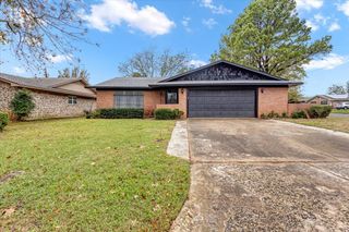 509 Dean Drive, Denison, TX 75020