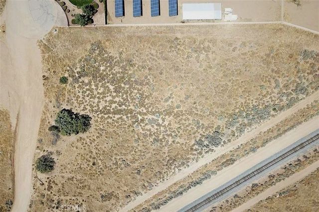 4 Whitehaven, Oak Hills, CA 92344