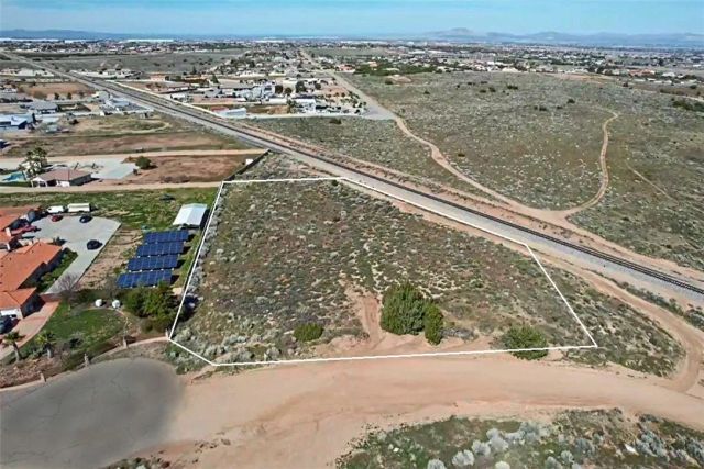 4 Whitehaven, Oak Hills, CA 92344