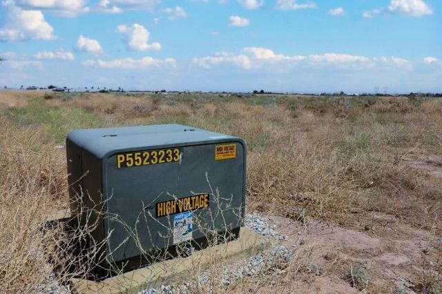 4 Whitehaven, Oak Hills, CA 92344