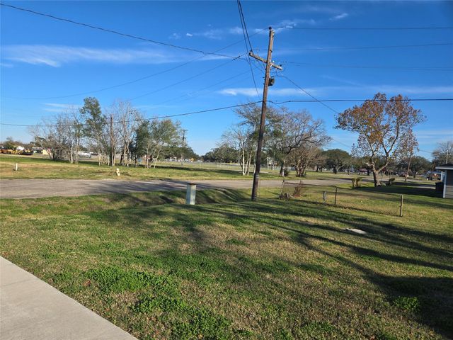 1335 Nashville Avenue, Port Arthur, TX 77640