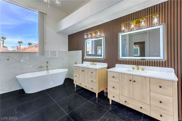 6765 Hidden Heritage Court, Las Vegas, NV 89110