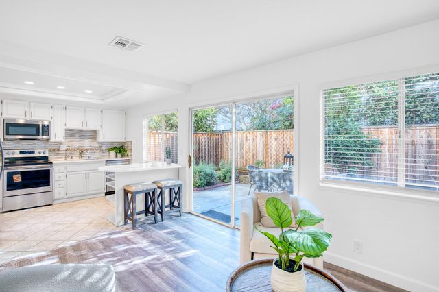 1681 Holly Cir, Pleasanton, CA 94566