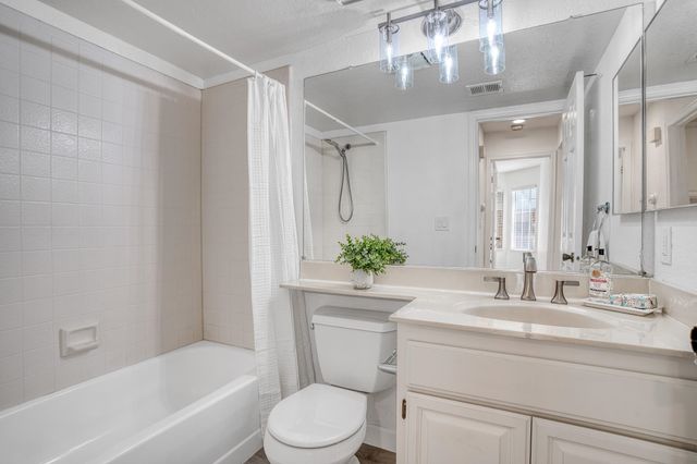 1681 Holly Cir, Pleasanton, CA 94566