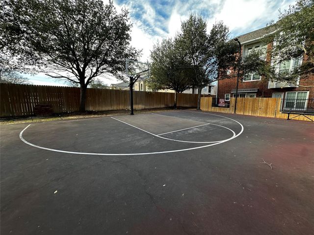 305 Holleman Drive E 301, College Station, TX 77840