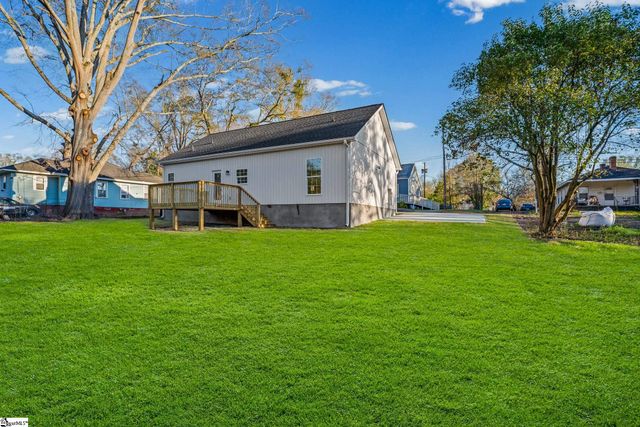 30 Cox Street, Belton, SC 29627