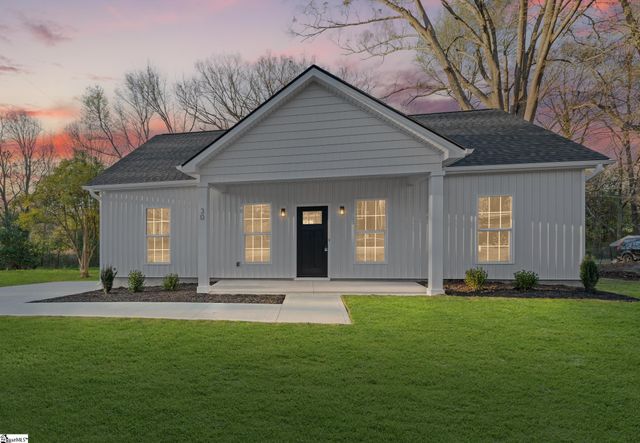 30 Cox Street, Belton, SC 29627