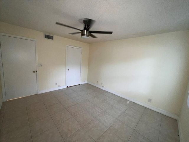 9999 Summerbreeze Drive 109, Sunrise, FL 33322
