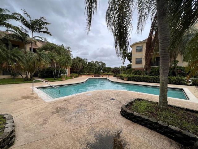 9999 Summerbreeze Drive 109, Sunrise, FL 33322
