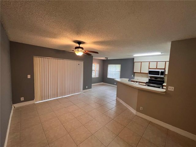 9999 Summerbreeze Drive 109, Sunrise, FL 33322
