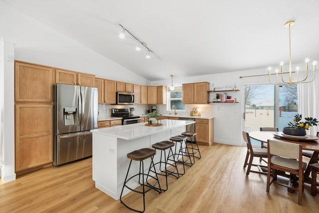 906 Stonecress Court, Sun Prairie, WI 53590