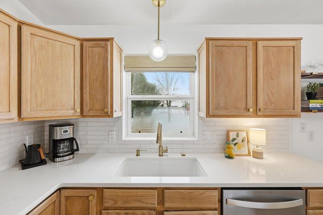 906 Stonecress Court, Sun Prairie, WI 53590