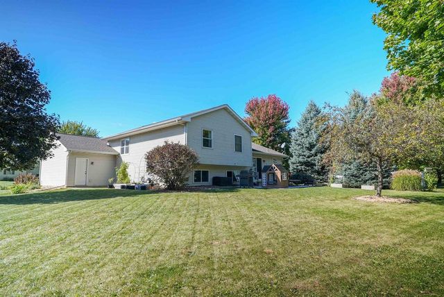 906 Stonecress Court, Sun Prairie, WI 53590