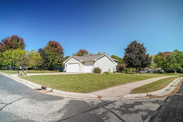 906 Stonecress Court, Sun Prairie, WI 53590