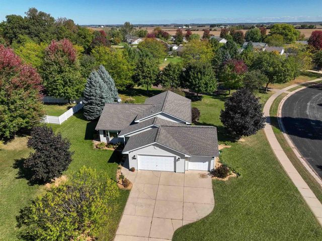 906 Stonecress Court, Sun Prairie, WI 53590